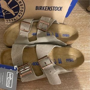 Arizona suede Birkenstock, size 38 - brand new still with tags
